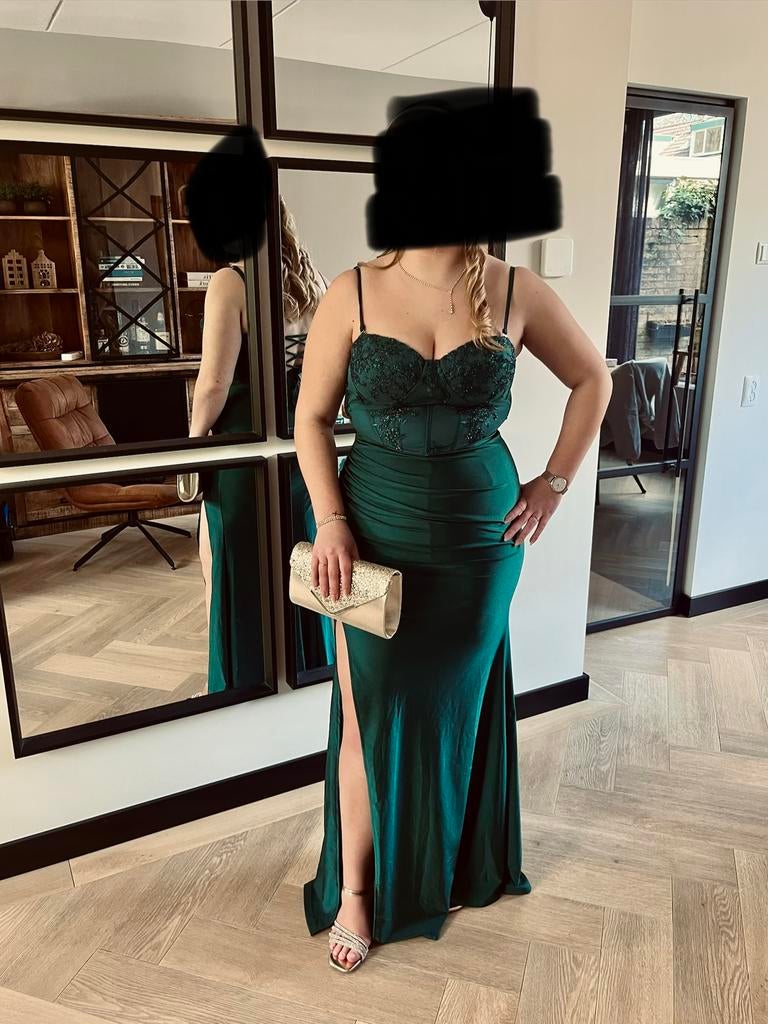 Prachtige smaragdgroene galajurk met split, Kleding | Dames, Galajurk, Maat 42/44 (L), Ophalen of Verzenden, Zo goed als nieuw