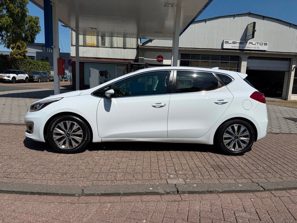 Kia Cee'd 1.6 CRDi Business DynamicLine, Auto's, Kia, Voorwielaandrijving, Gebruikt, Euro 6, 4 cilinders
