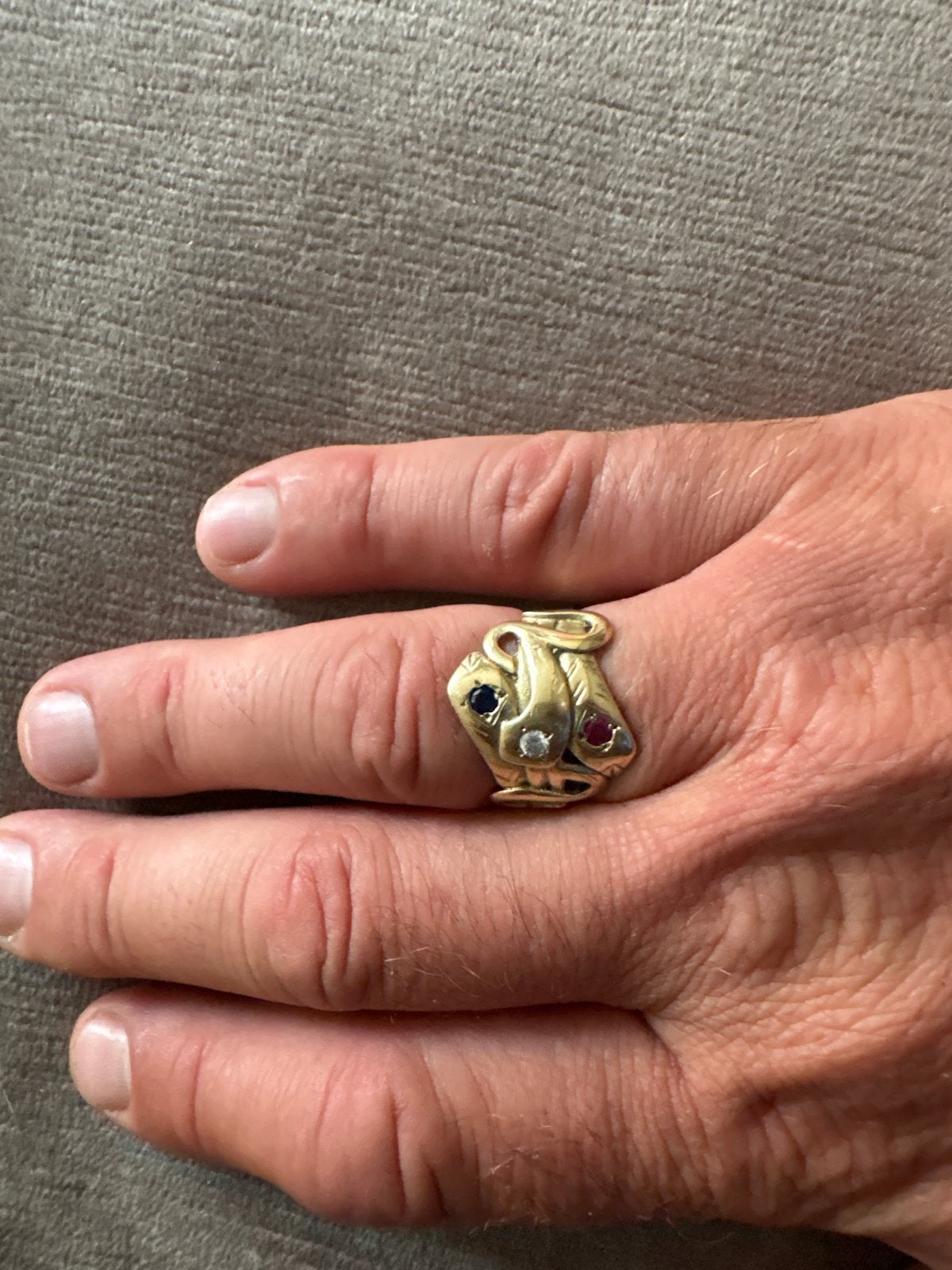 Gouden ring met edelstenen, slangendesign, 20 of groter, Ophalen of Verzenden, Zo goed als nieuw, Dame of Heer