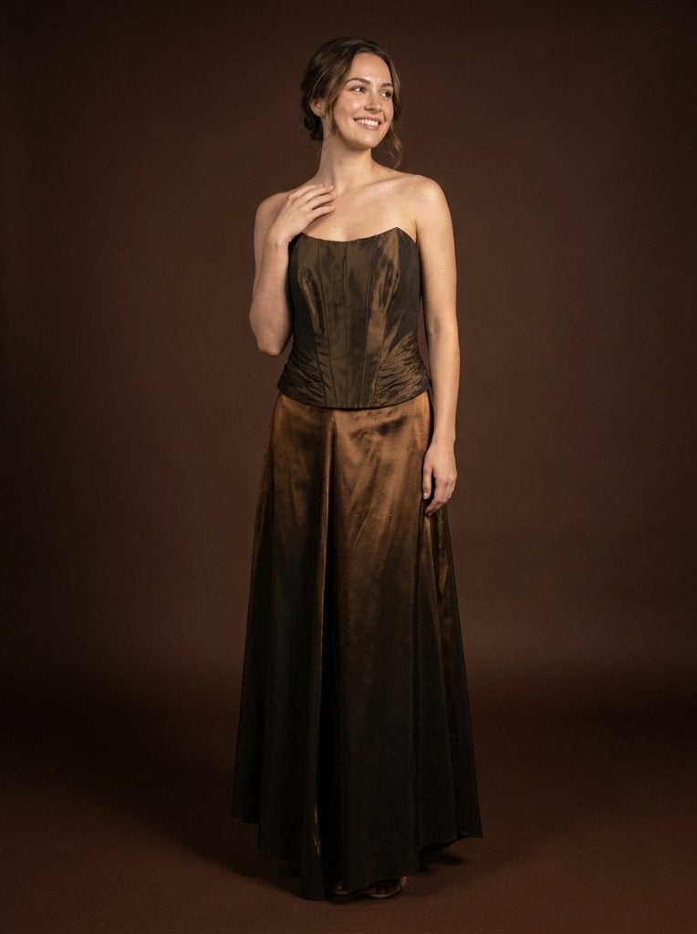 Bronzen taffeta galajurk met bijpassend bolero jasj, Maat 38/40 (M), Galajurk, Ophalen of Verzenden, Zo goed als nieuw