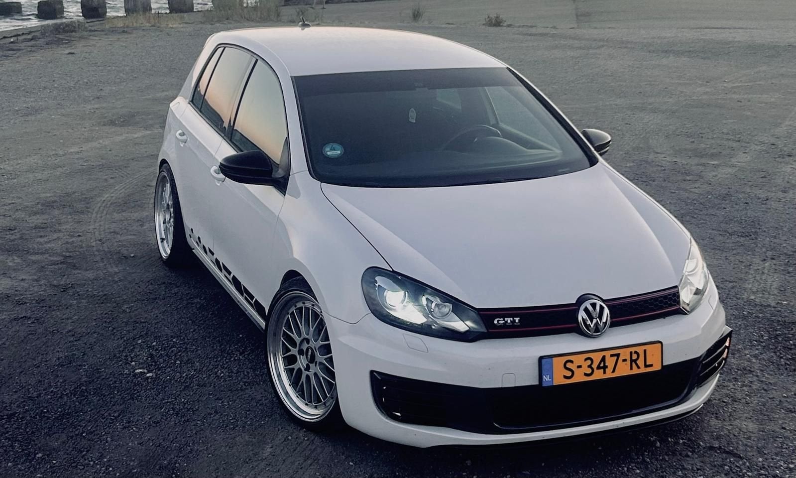 Volkswagen Golf BWJ 2011 2.0 330 PK GTI STAGE 2 | DOWNPIPE |, Voorwielaandrijving, Stof, Gebruikt, 4 cilinders
