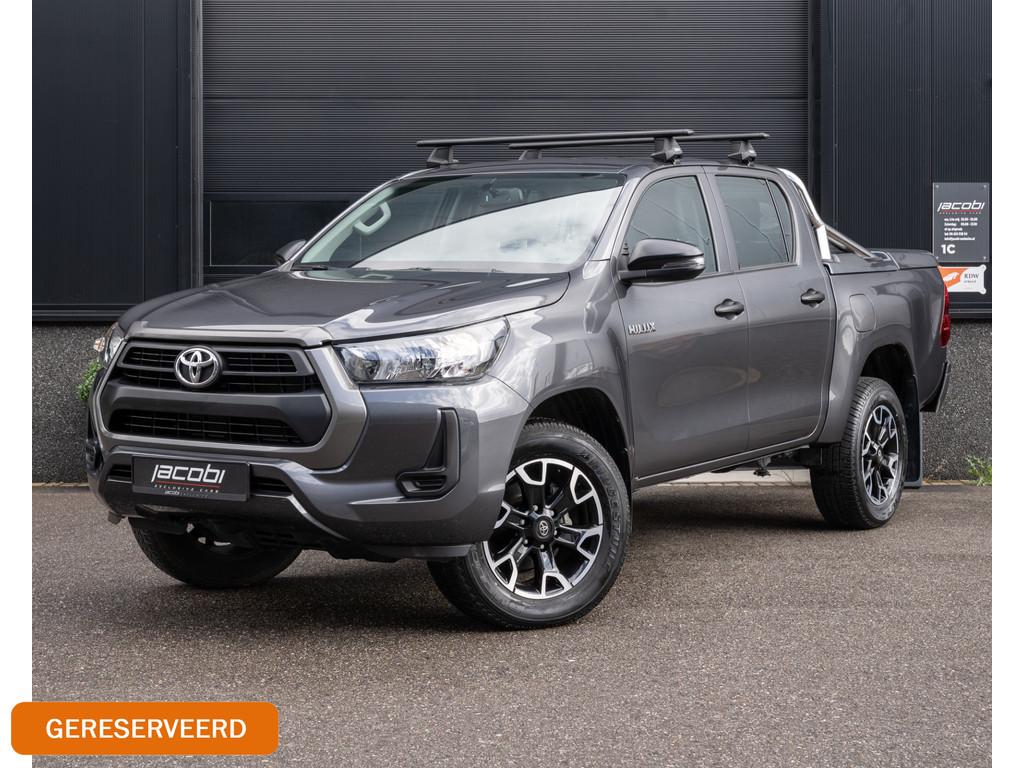 Toyota Hilux 2.4 D-4D Double Cab Invincible | BTW | BPM VRIJ, Auto's, Toyota, Zwart, 4 cilinders, 150 pk, Leder en Stof