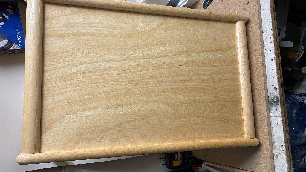 Houten bedtafel / laptoptafel - Zo goed als nieuw, Huis en Inrichting, Tafels | Bijzettafels, Minder dan 45 cm, Modern, functioneel