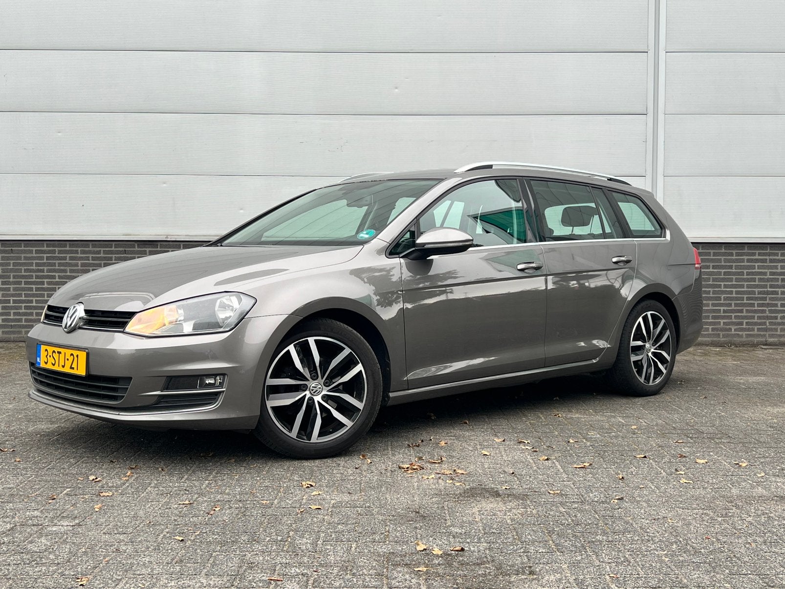 Volkswagen Golf 7 1.4 TSI 103KW/140PK Variant 2013 Grijs, Voorwielaandrijving, 1254 kg, Stof, Zwart