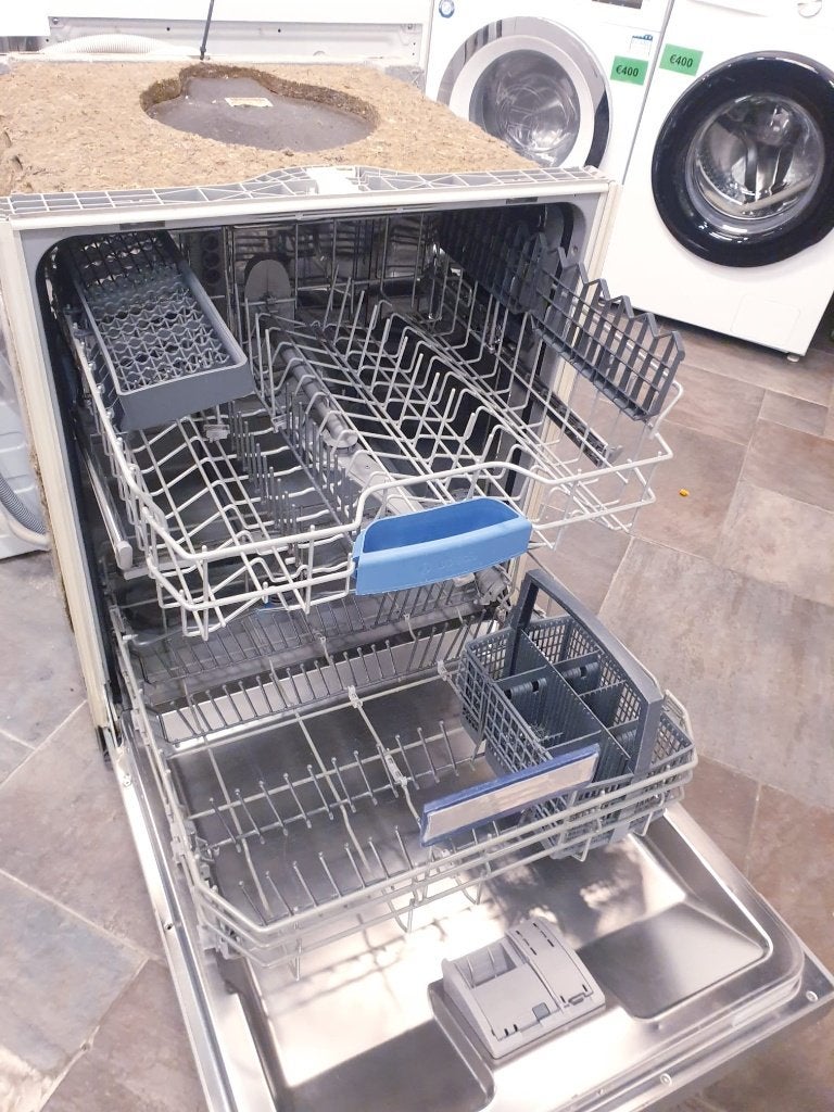 Bosch halfgeïntegreerde vaatwasser A+ inc 6 mnd garantie, Ophalen, Minder dan 85 cm, Energieklasse A of zuiniger, Zo goed als nieuw