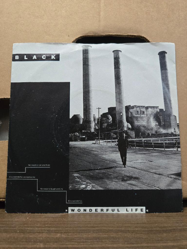 Black - Wonderful life, 7 inch, Ophalen of Verzenden, Zo goed als nieuw, Pop