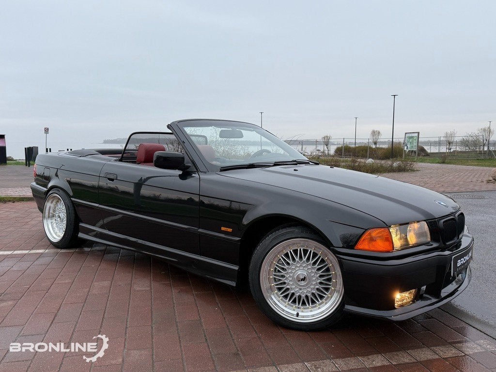 Ik zoek een e36 cabrio chassis., Ophalen of Verzenden, Voor, BMW, Bumper