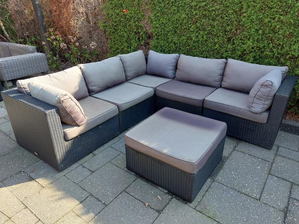 Loungeset met bijhorende kussens,  Bezorging is mogelijk, Gebruikt, 6 zitplaatsen, Bank, Ophalen of Verzenden