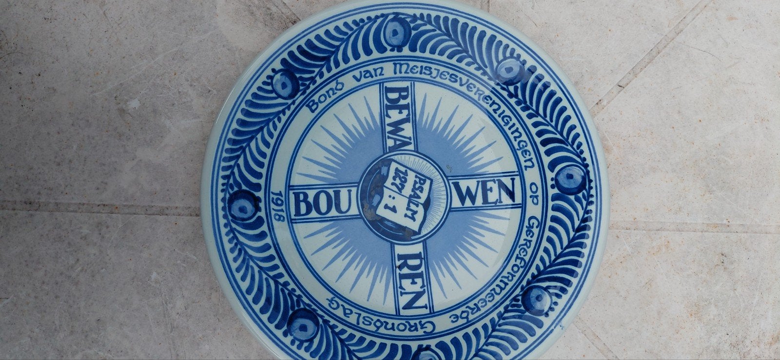 Antiek Delfts Blauw Gedenkbord 1918 Meisjesverenigingen, Ophalen of Verzenden