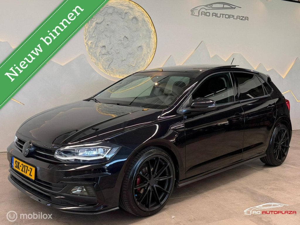 Volkswagen Polo 1.0 TSI R-line Panorama/Beats/Keyless/Camera, Auto's, Volkswagen, Voorwielaandrijving, 40 €/maand, Leder en Stof