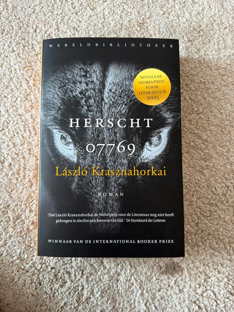 Boek Herscht 07769 - László Krasznahorkai - Zo goed als nieu, Ophalen of Verzenden, Zo goed als nieuw