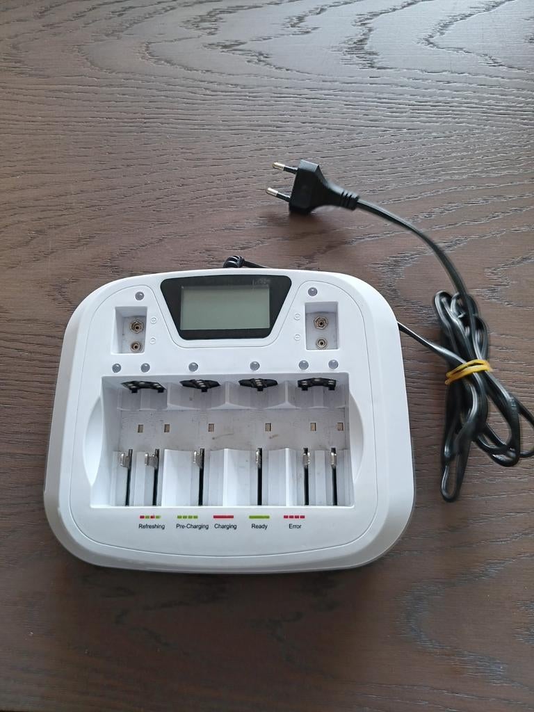 Batterijen laadstation, Ophalen of Verzenden, Gebruikt