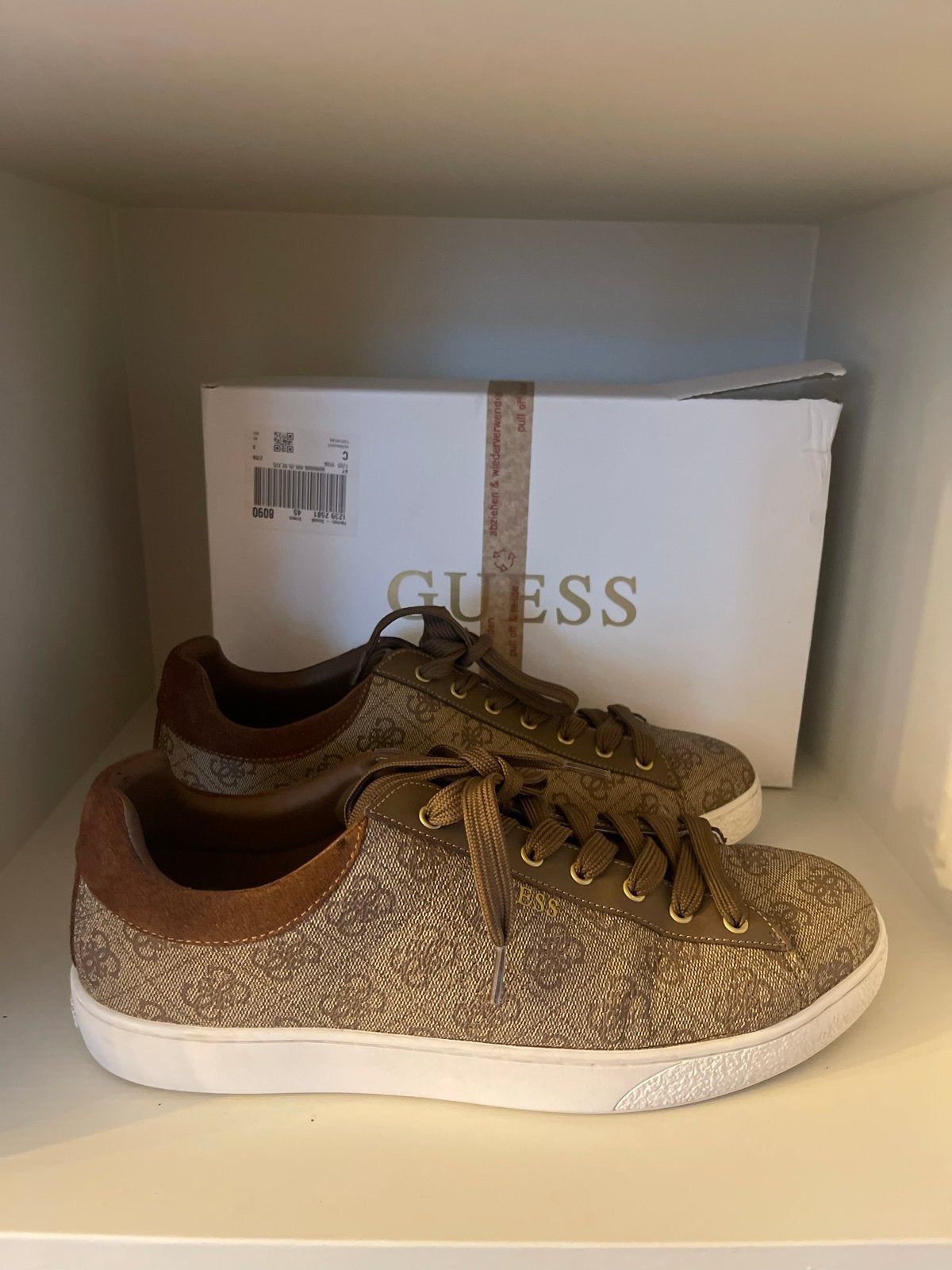 Guess Sneakers Bruin met Logo Print maat 45, Bruin, Ophalen of Verzenden, Sneakers of Gympen, Zo goed als nieuw