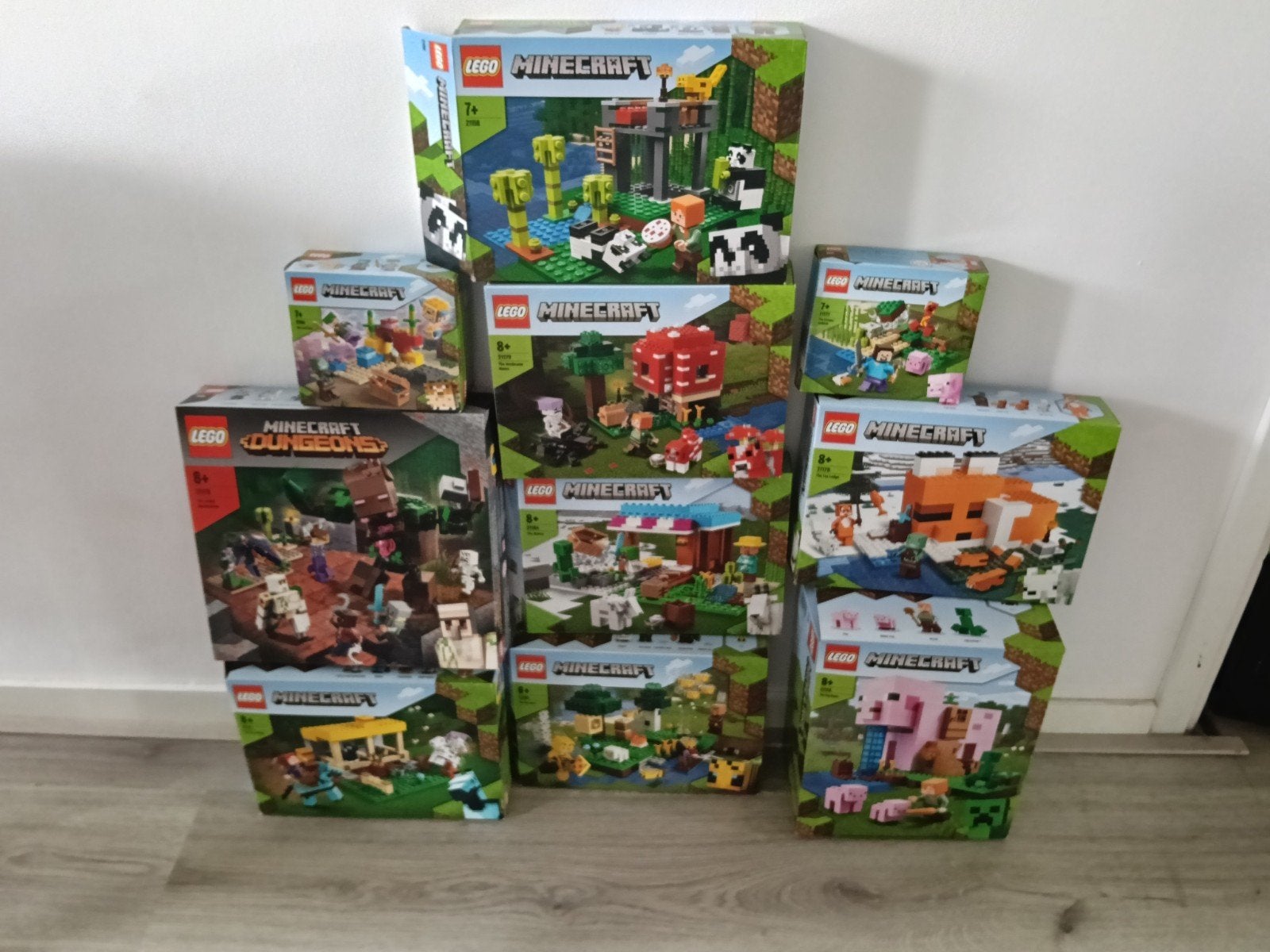 Lego Minecraft En Dungeons 10 Complete sets, Minecraft, Lego, Ophalen of Verzenden, Complete set