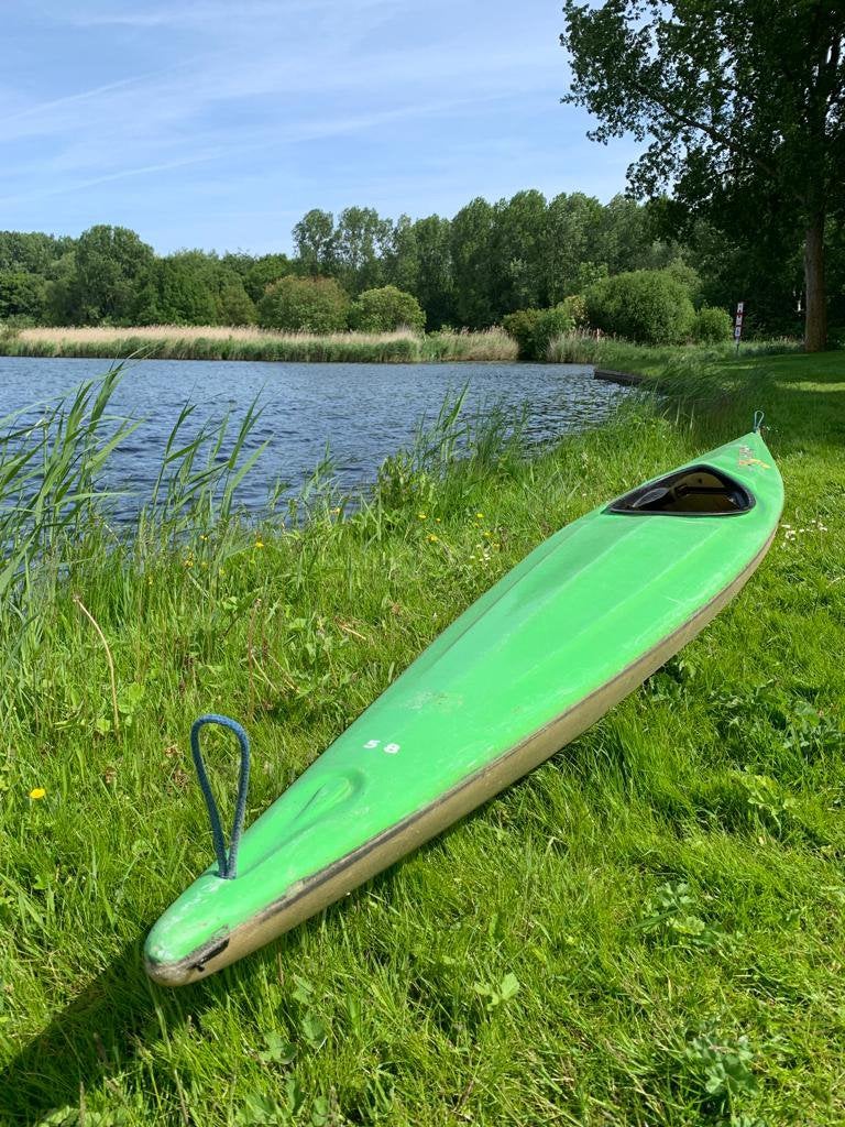 Zeekajak voor een sportieve watersporter, Ophalen, Gebruikt, Eén persoon, Met peddels