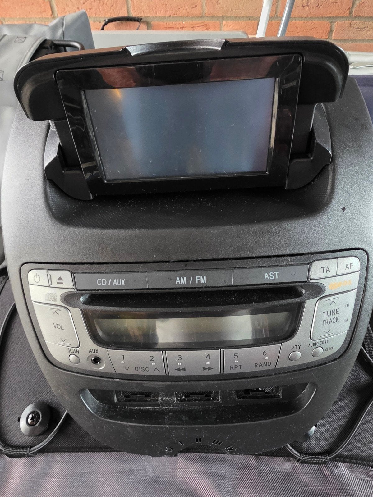 Toyota Radio met Navigatie - CD/AUX/AM/FM, Ophalen of Verzenden