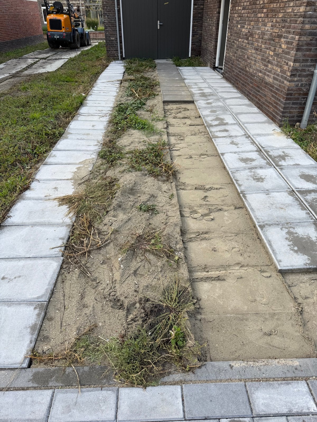 Gratis: Grijze betontegels / bestratingstegels met facetkant, Ophalen, Gebruikt, 10 m² of meer, Beton