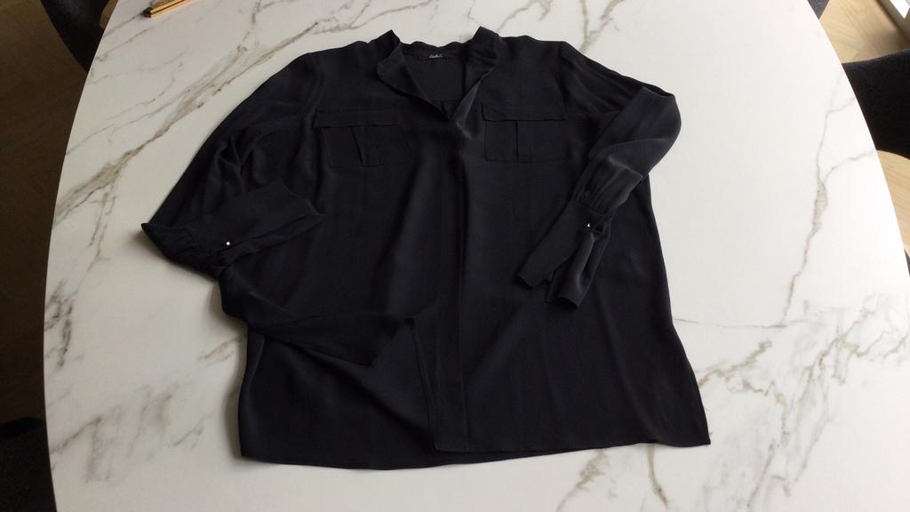 Carla G blouse mt 40 NL, mt 44 IT , zwart, Kleding | Dames, Ophalen of Verzenden, Zo goed als nieuw, Maat 42/44 (L), Zwart