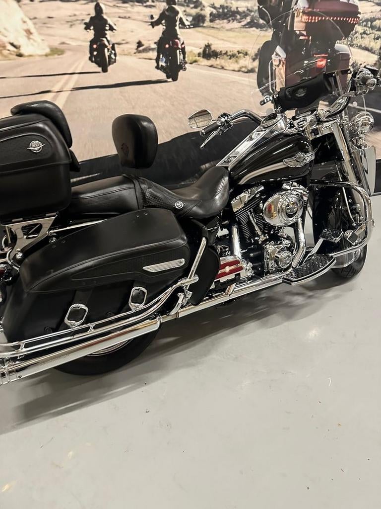 HARLEY-DAVIDSON ROAD KING CLASSIC FLHRCI (20032003) 82263Mls, Motoren, 2 cilinders, HARLEY-DAVIDSON, Motorrijbewijs A, Bedrijf