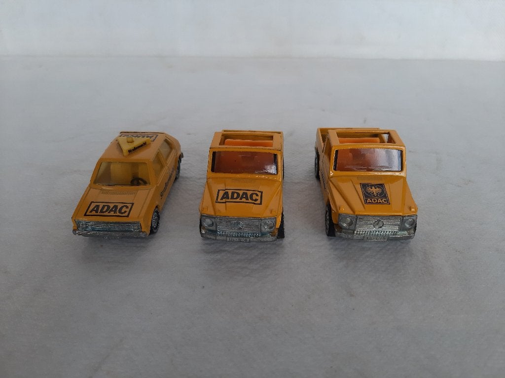 1Siku Vw Golf en 2 x Mercedes 280 GE van ADAC izgst., Ophalen of Verzenden