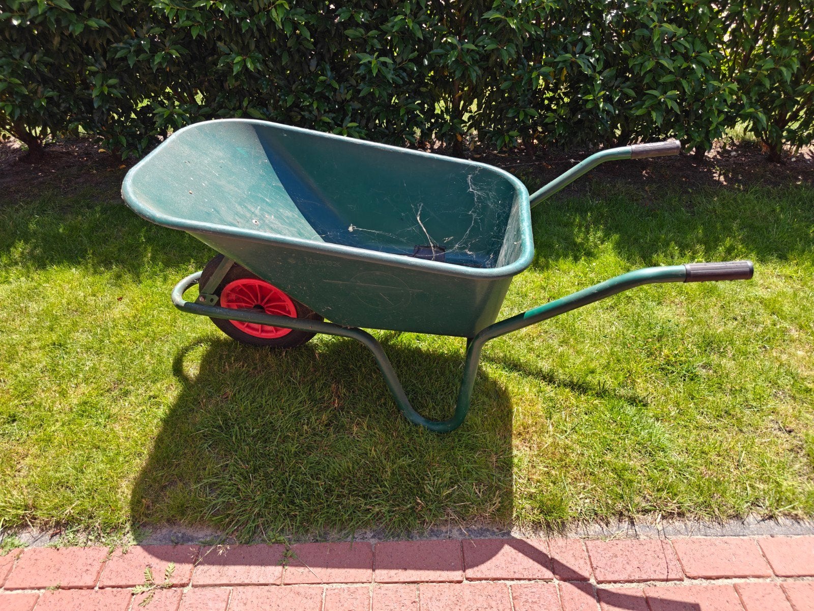 Limex kruiwagen met gescheurde bak, Handmatig, Ophalen, Limex, Gebruikt