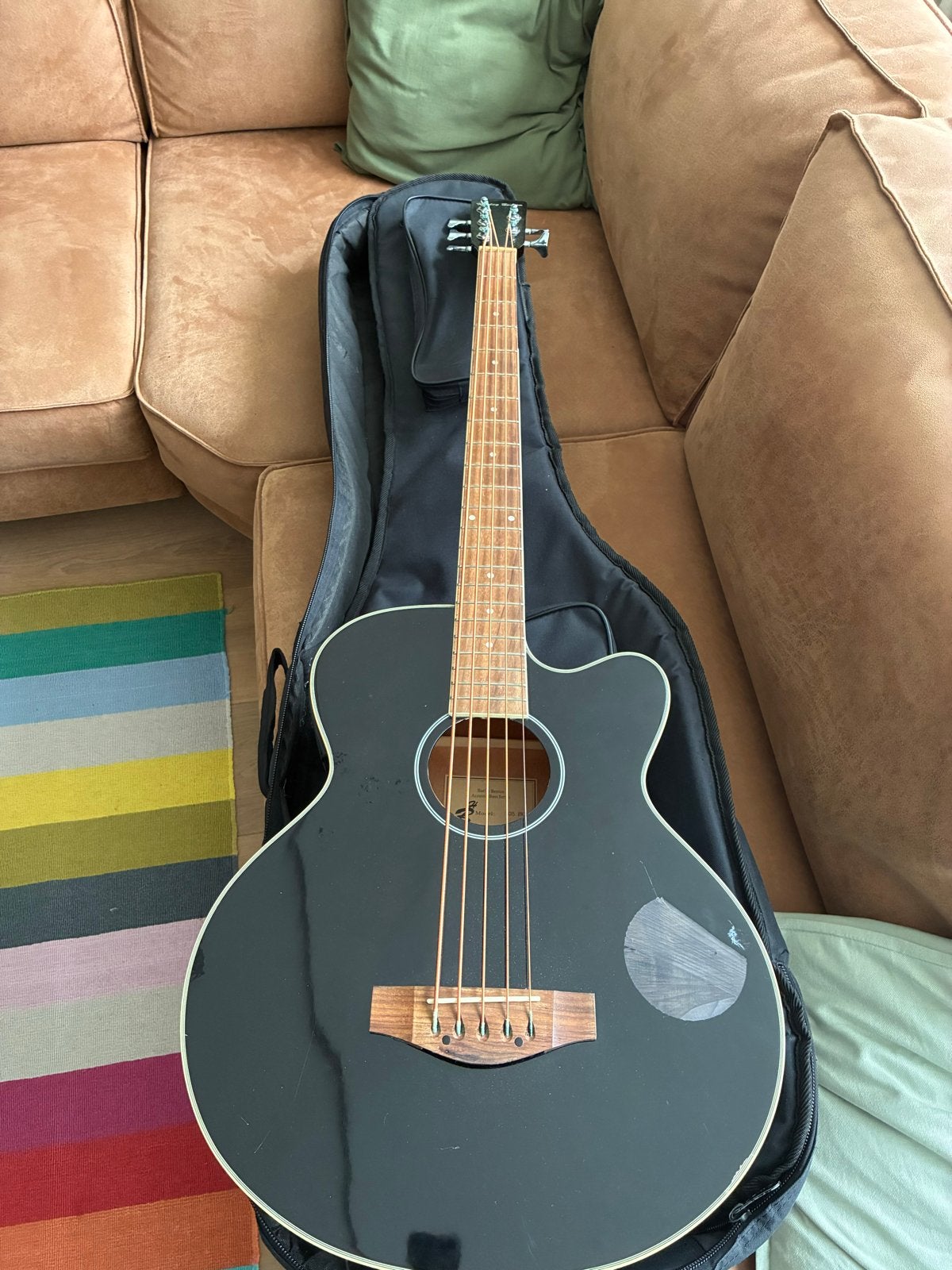 Harley Benton akoestische bas met tas en strap, Muziek en Instrumenten, Ophalen, Gebruikt, Akoestisch, 5-snarig