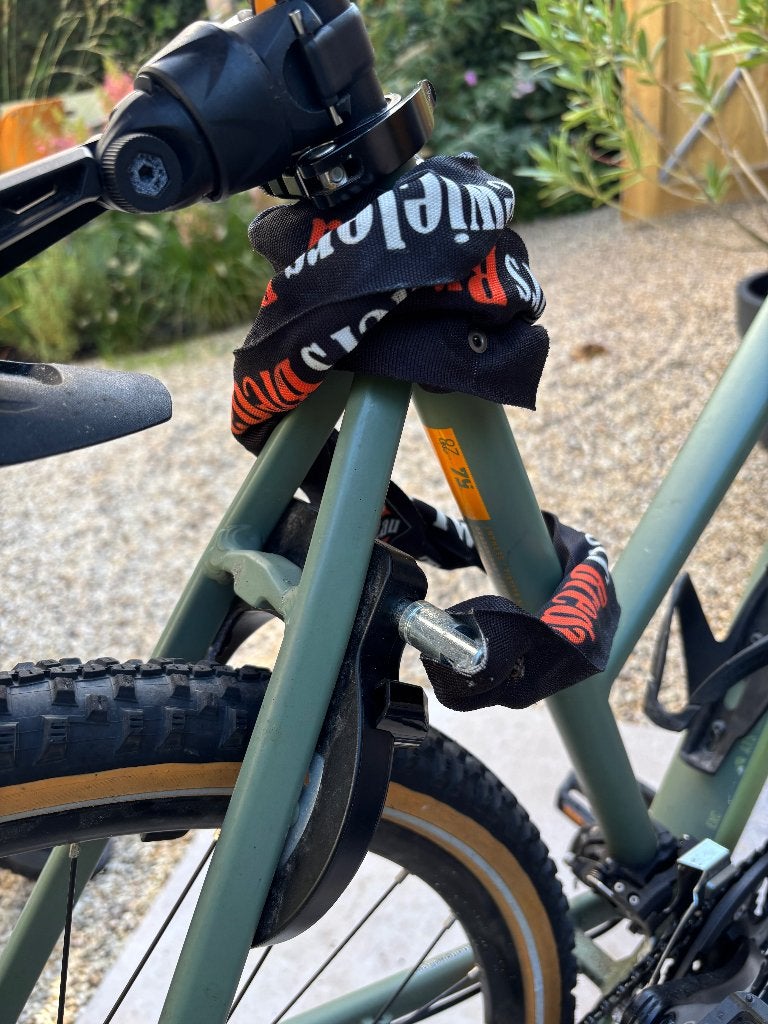 Foto 13 van Cube Nature Hybrid/Crosshybride–Maat 54–Shimano Deore XT
