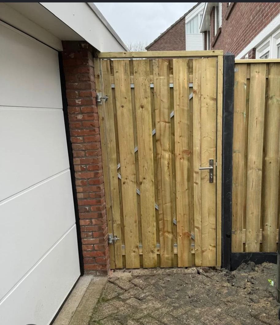 Grenen deur 120/195, Tuin en Terras, Schuttingen, Ophalen, 1 tot 2 meter, Minder dan 3 meter, Nieuw