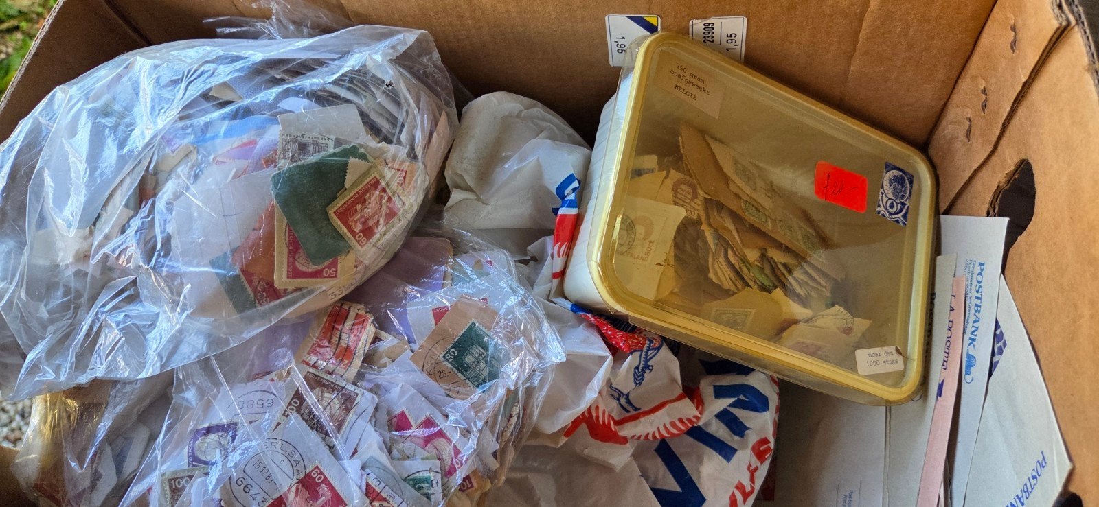Doos vol gestempelde postzegels, kilowaar, Postzegels en Munten, Ophalen of Verzenden, Buitenland