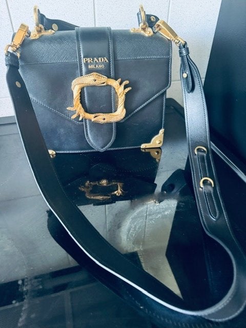Originele Prada Milano handtas, Sieraden, Tassen en Uiterlijk, Tassen | Damestassen, Ophalen of Verzenden, Zo goed als nieuw, Zwart