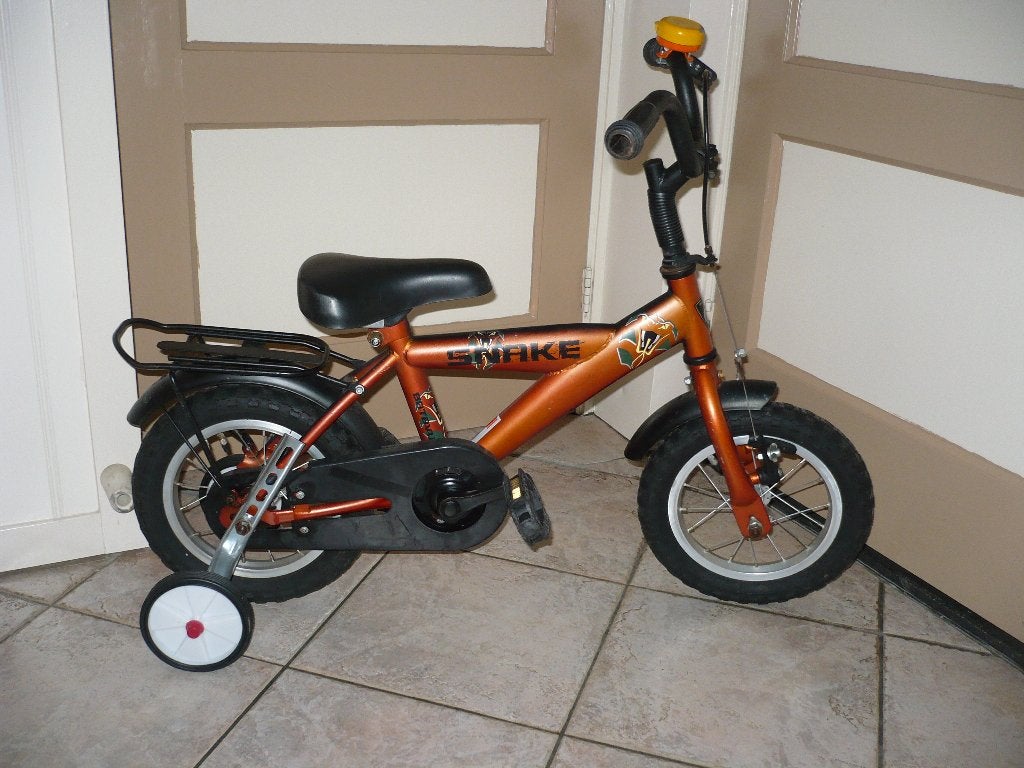 Stoere batavus snake 12,5 inch jongensfiets met zijwielen, Fietsen en Brommers, Ophalen, Terugtraprem, Zijwieltjes, Batavus
