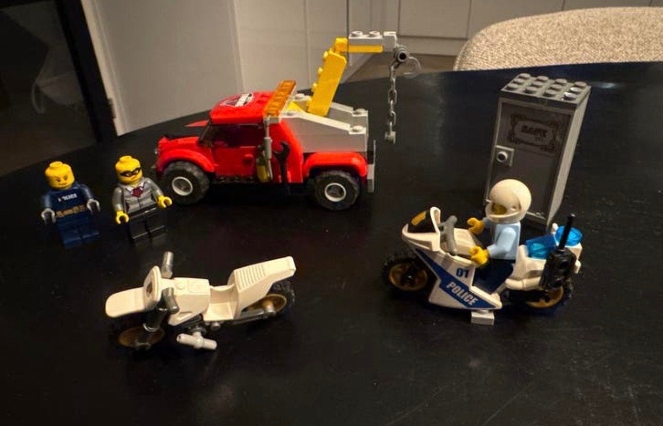 Lego City Politie Achtervolging Set met Figuren, Inclusief minifiguren, Lego, Ophalen of Verzenden, Complete set