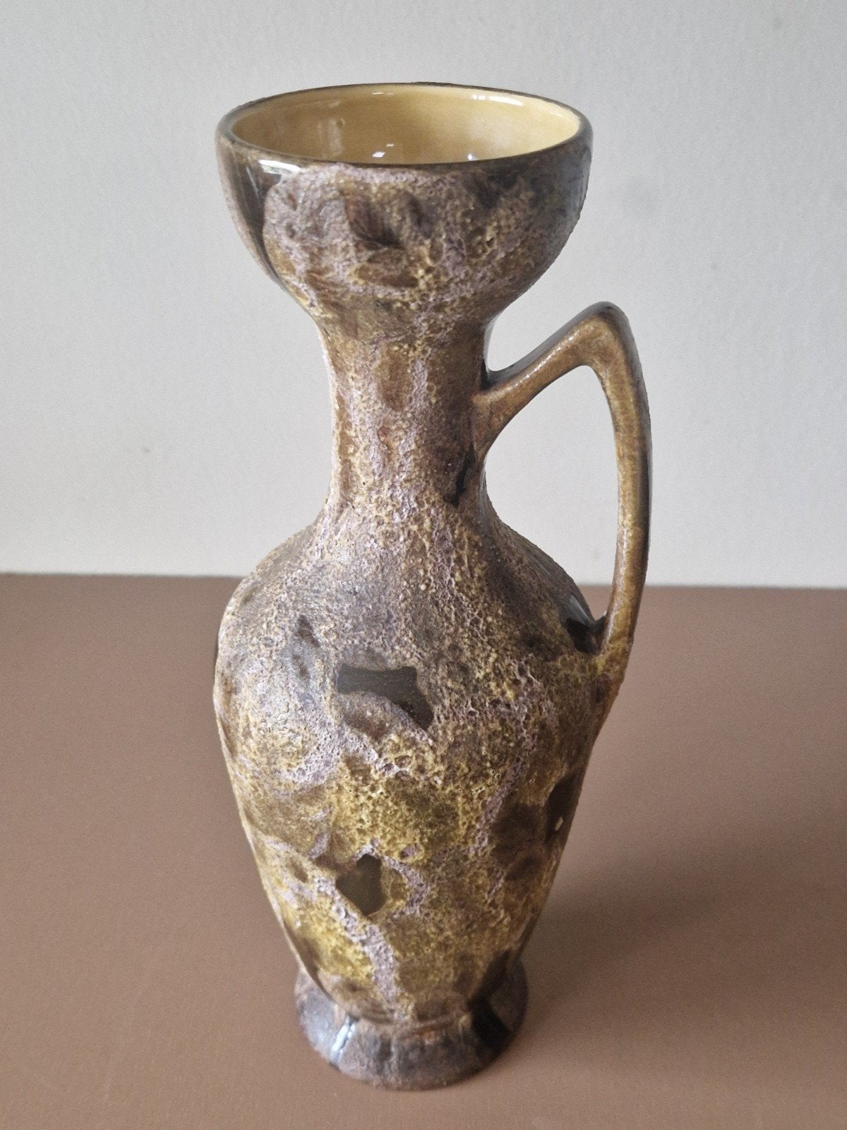 Vintage Flora Holland vaas, bruin geglazuurd, jaren '60, Antiek en Kunst, Ophalen of Verzenden