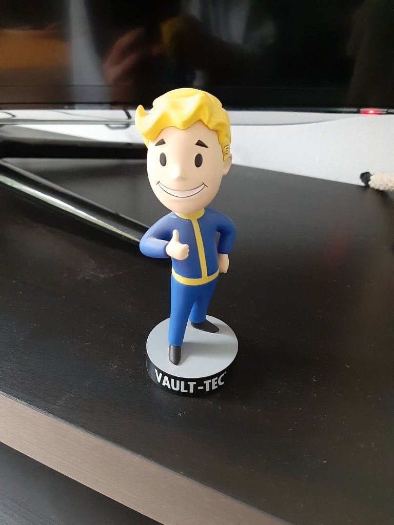 Fallout 4 Vault-Tec bobblehead, Ophalen of Verzenden, Zo goed als nieuw