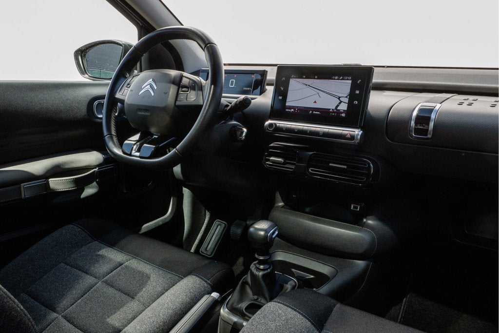 Citroën C4 Cactus 1.2 110pk PureTech Shine Panoramadak/ Cam, Auto's, Citroën, Voorwielaandrijving, Stof, Gebruikt, Euro 6