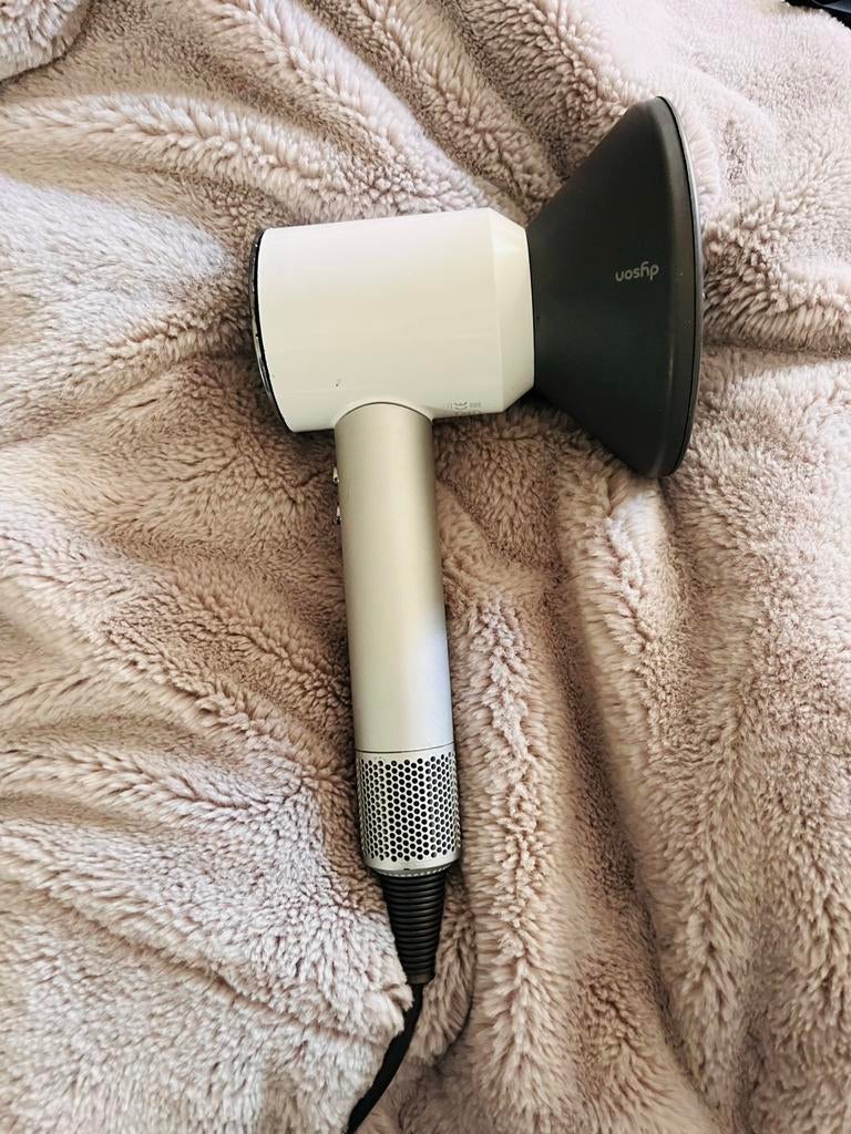 Dyson haardroger fohn met diffuser, Ophalen of Verzenden, Gebruikt, Föhn of Haardroger