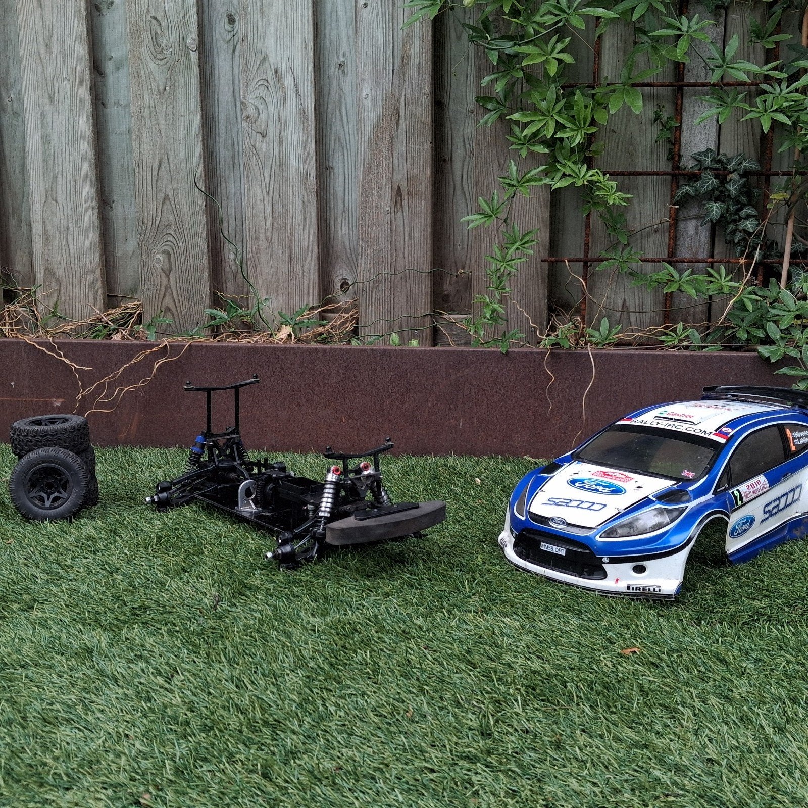 kyosho rally monte carlo 2010 [ roller of rijdend], Auto offroad, Zo goed als nieuw, RTR (Ready to Run), Schaal 1:8