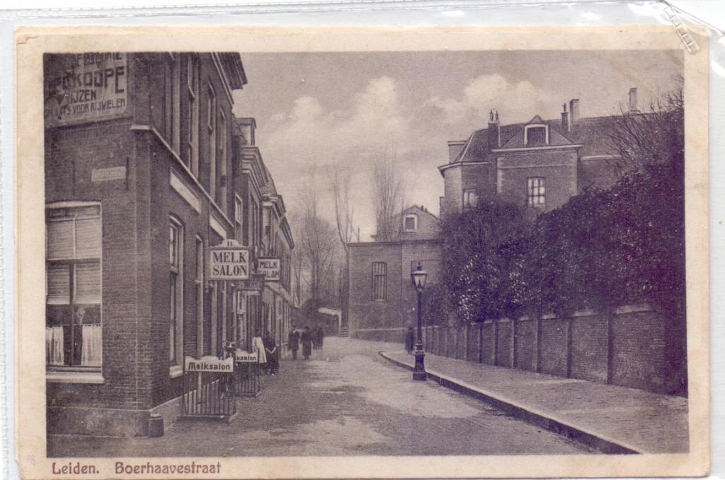 Leiden Boerhaavestraat met melksalon ca 1920, Verzenden, Voor 1920, Ongelopen, Zuid-Holland