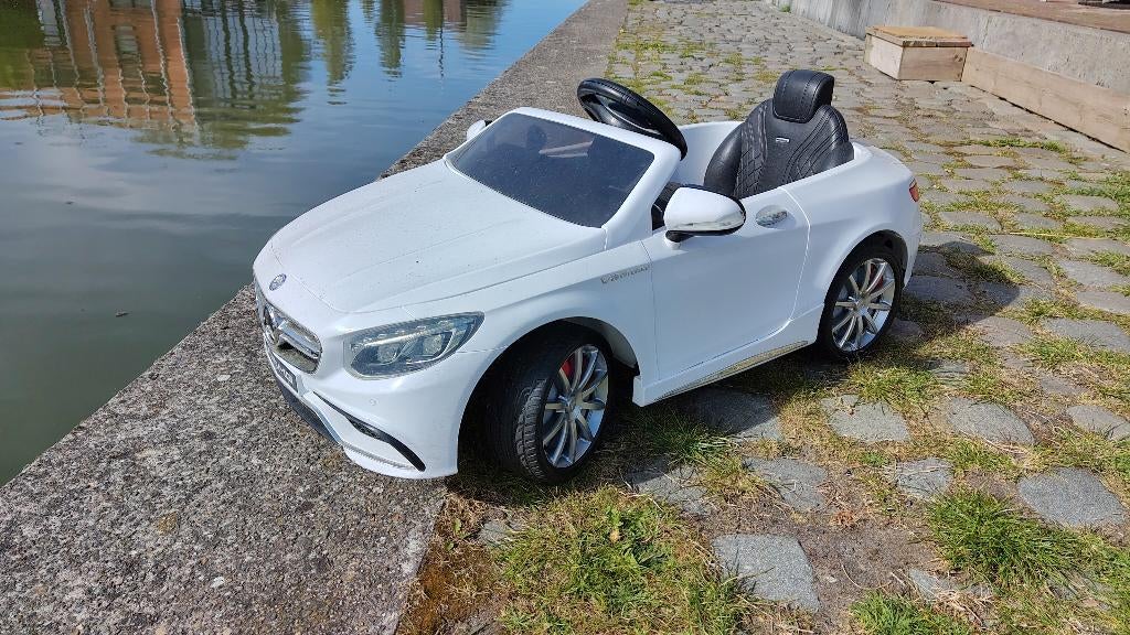 Mercedes AMG zelfrijdend speelgoedauto, Ophalen, Gebruikt