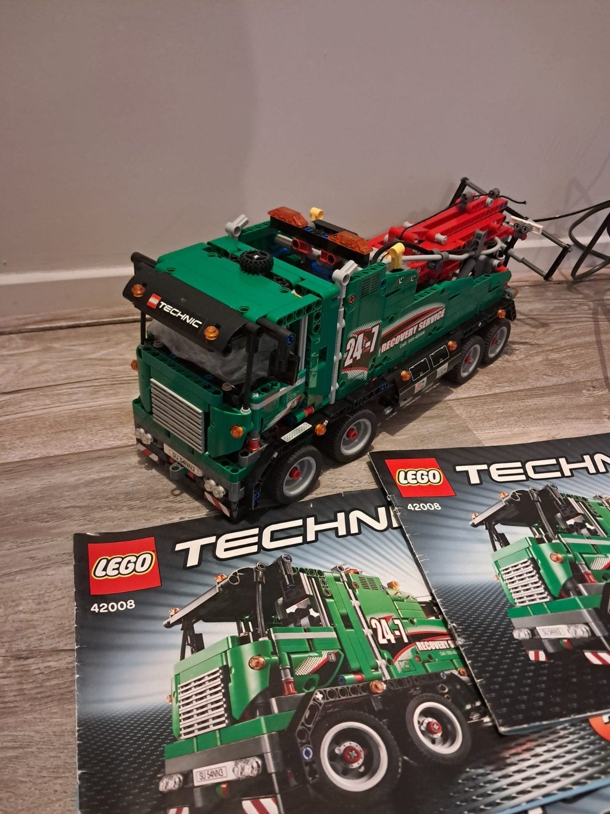 Lego technic 42008, Ophalen of Verzenden, Zo goed als nieuw