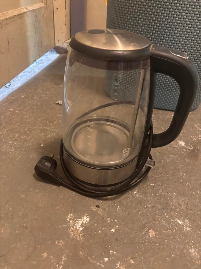 Glazen waterkoker – modern design, 1 tot 2 liter, Ophalen, Gebruikt, Rvs