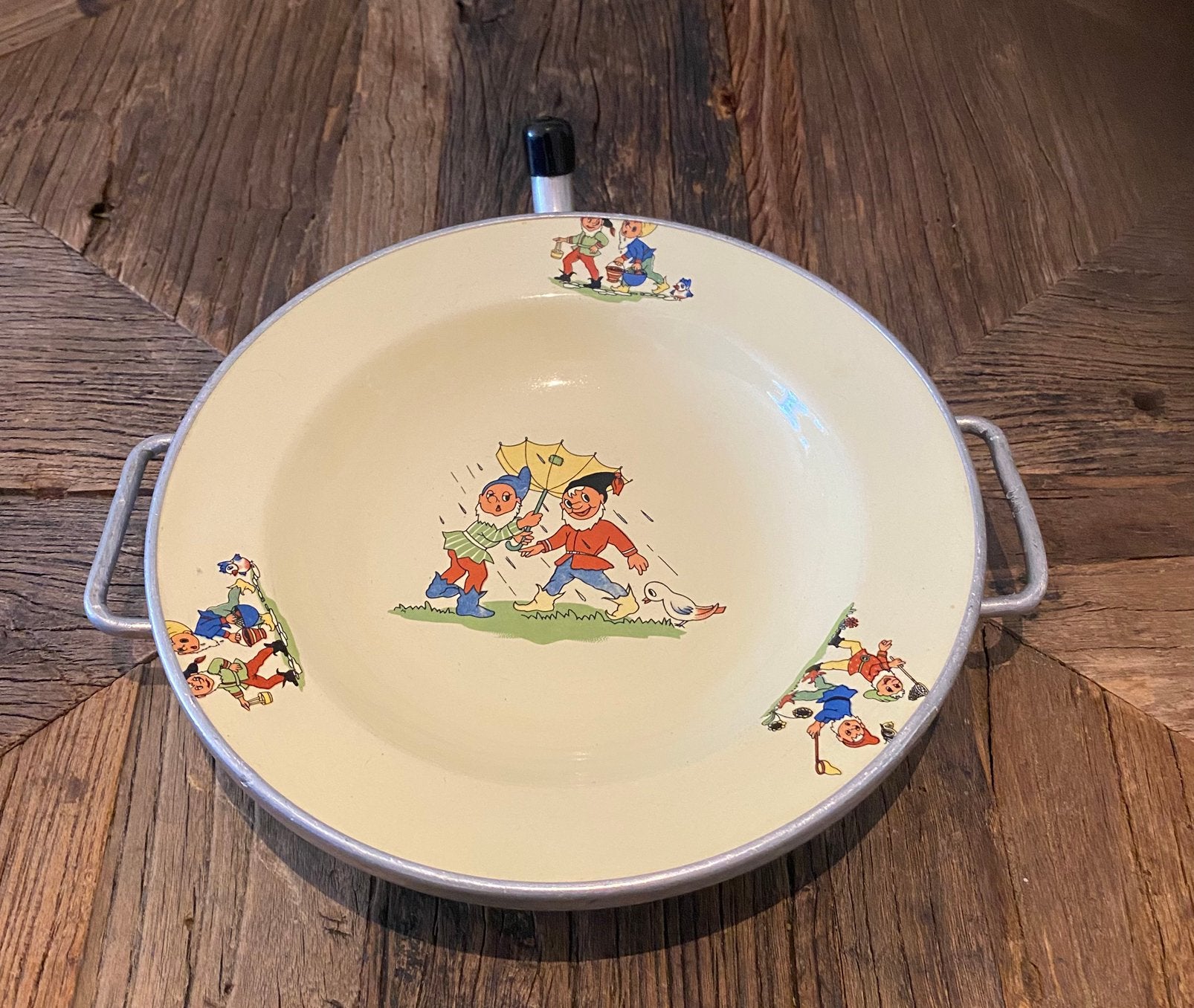 Prachtige Vintage warmhoudbord van Cormar/Petrus Regout., Ophalen of Verzenden