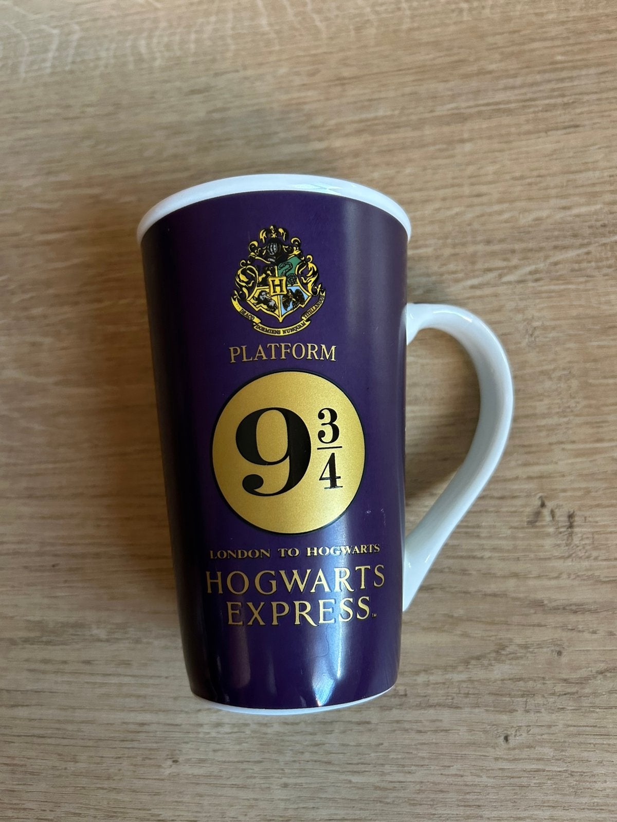Harry Potter mok paars groot 14 cm, Verzamelen, Harry Potter, Ophalen of Verzenden, Zo goed als nieuw, Gebruiksvoorwerp