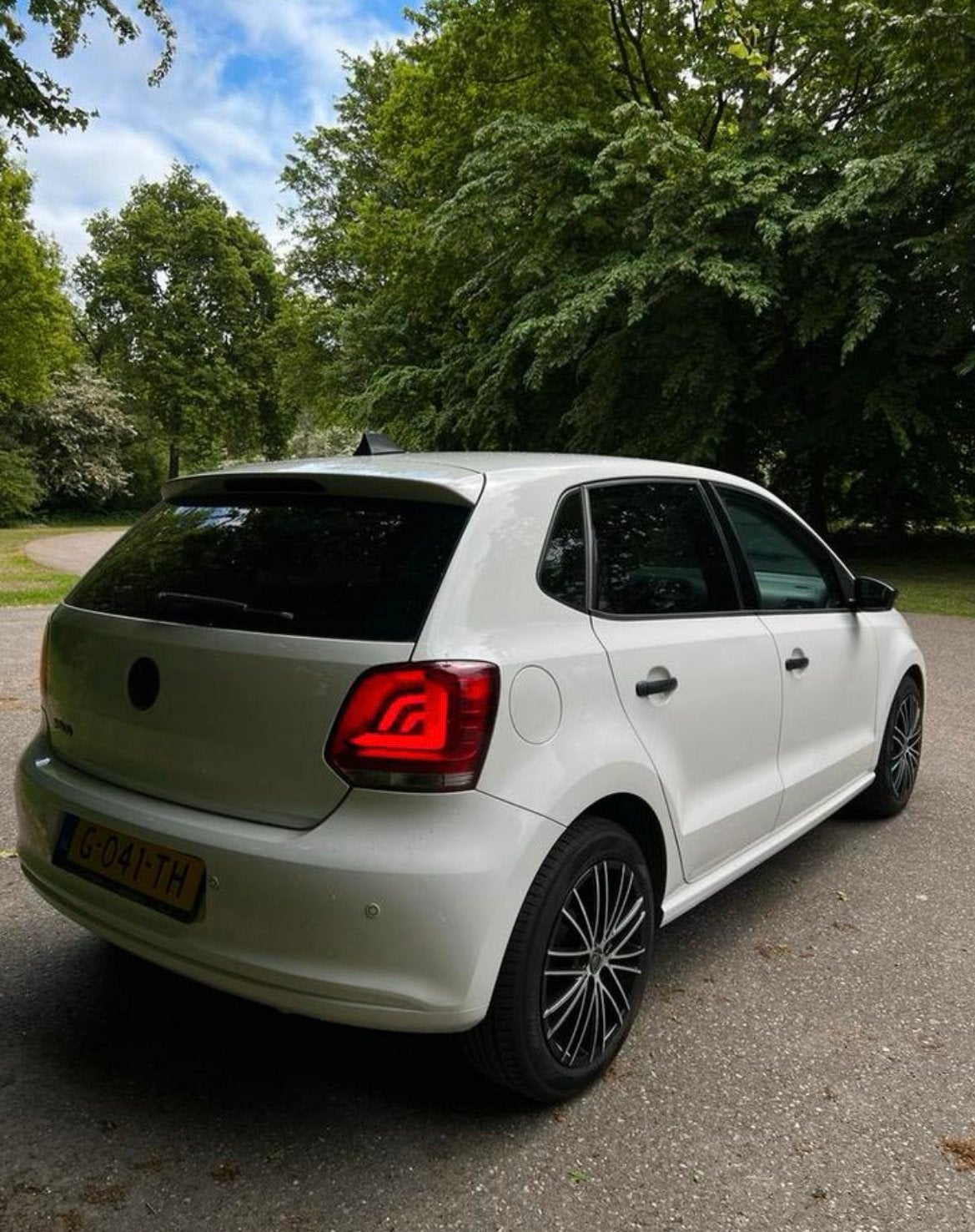 VW Polo 1.2 | Distrubitieketting vervangen | Parkeersensors, Auto's, Voorwielaandrijving, 967 kg, 40 €/maand, Overige bekleding