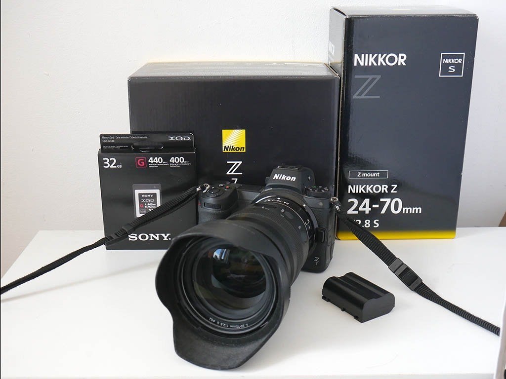 Nikon Z7 + Nikon Z 24-70mm F/2.8 S, Ophalen of Verzenden, Zo goed als nieuw, 4 t/m 7 keer, Screenprotector