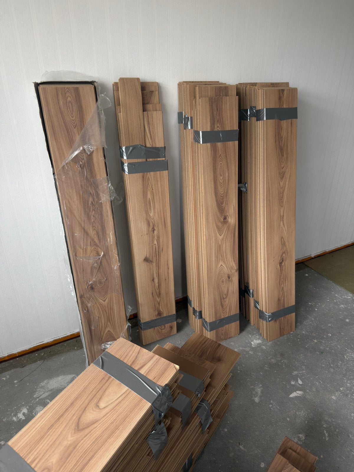 Laminaat (+- 20-30m2), Doe-het-zelf en Verbouw, Ophalen, Gebruikt, 50 tot 150 cm, 10 m² of meer