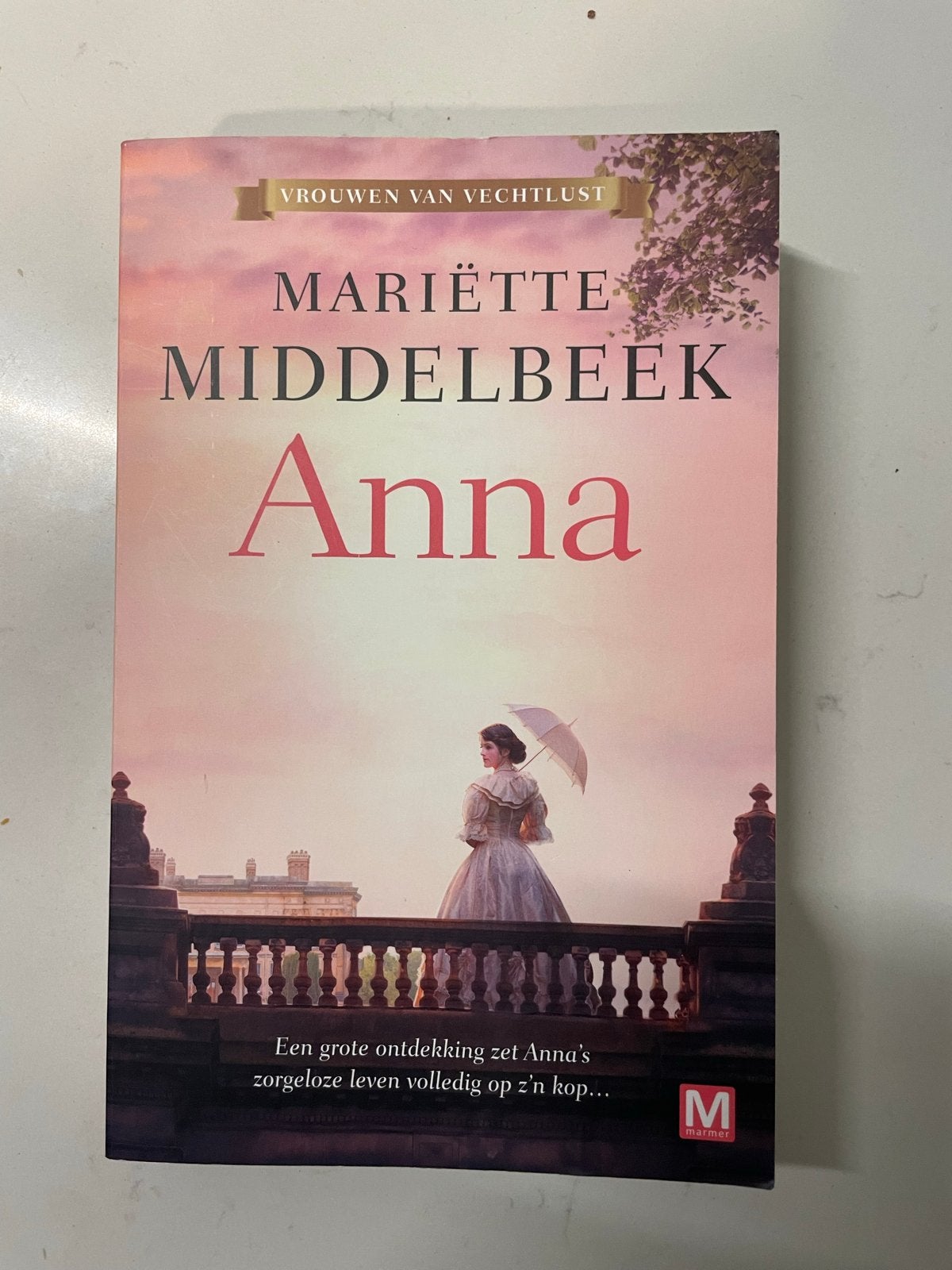Mariëtte Middelbeek - Anna (Vrouwen van Vechtlust), Ophalen of Verzenden, Zo goed als nieuw, Nederland