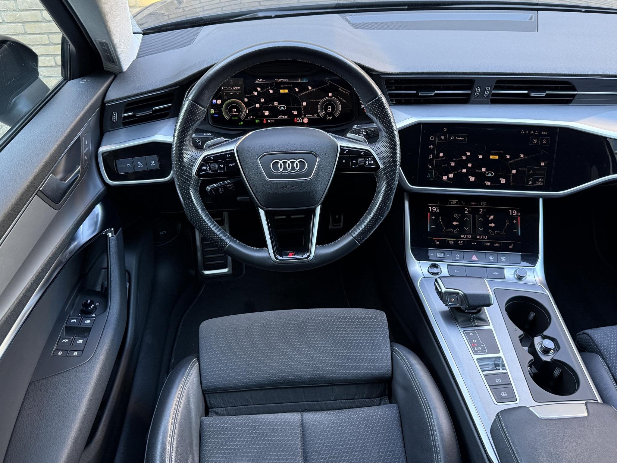 Audi A6 Avant 55 TFSI e Quattro S-edition Competition 367pk, Automaat, Dealer onderhouden, Gebruikt, 4 cilinders