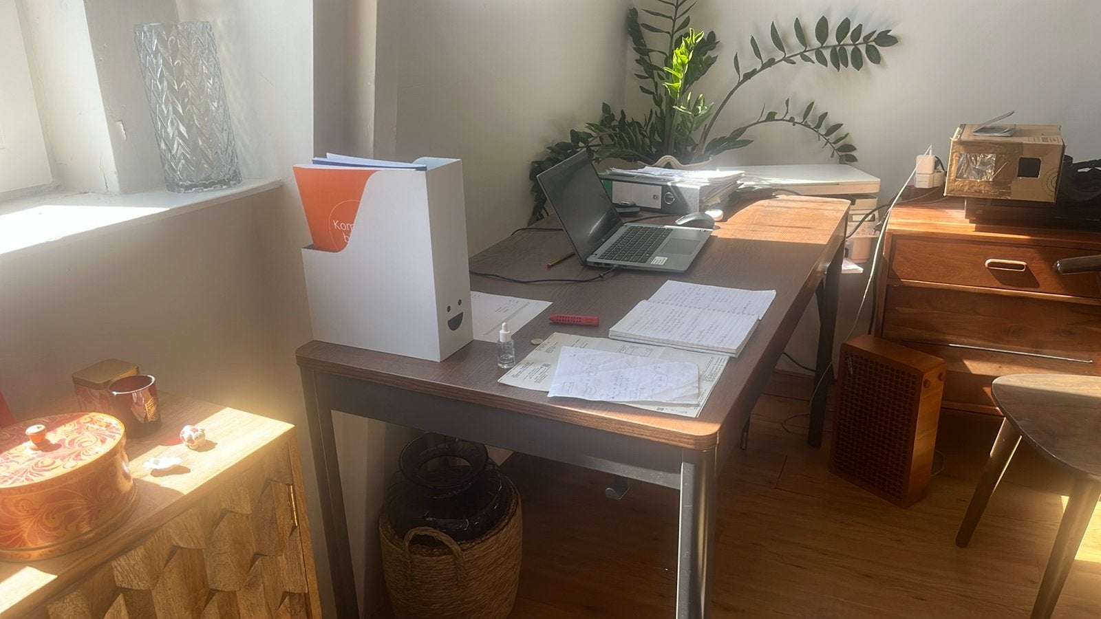 IKEA Idasen bureau (oud model) - donker hout & zwart metaal, Ophalen, Demontabel, Gebruikt, Hout