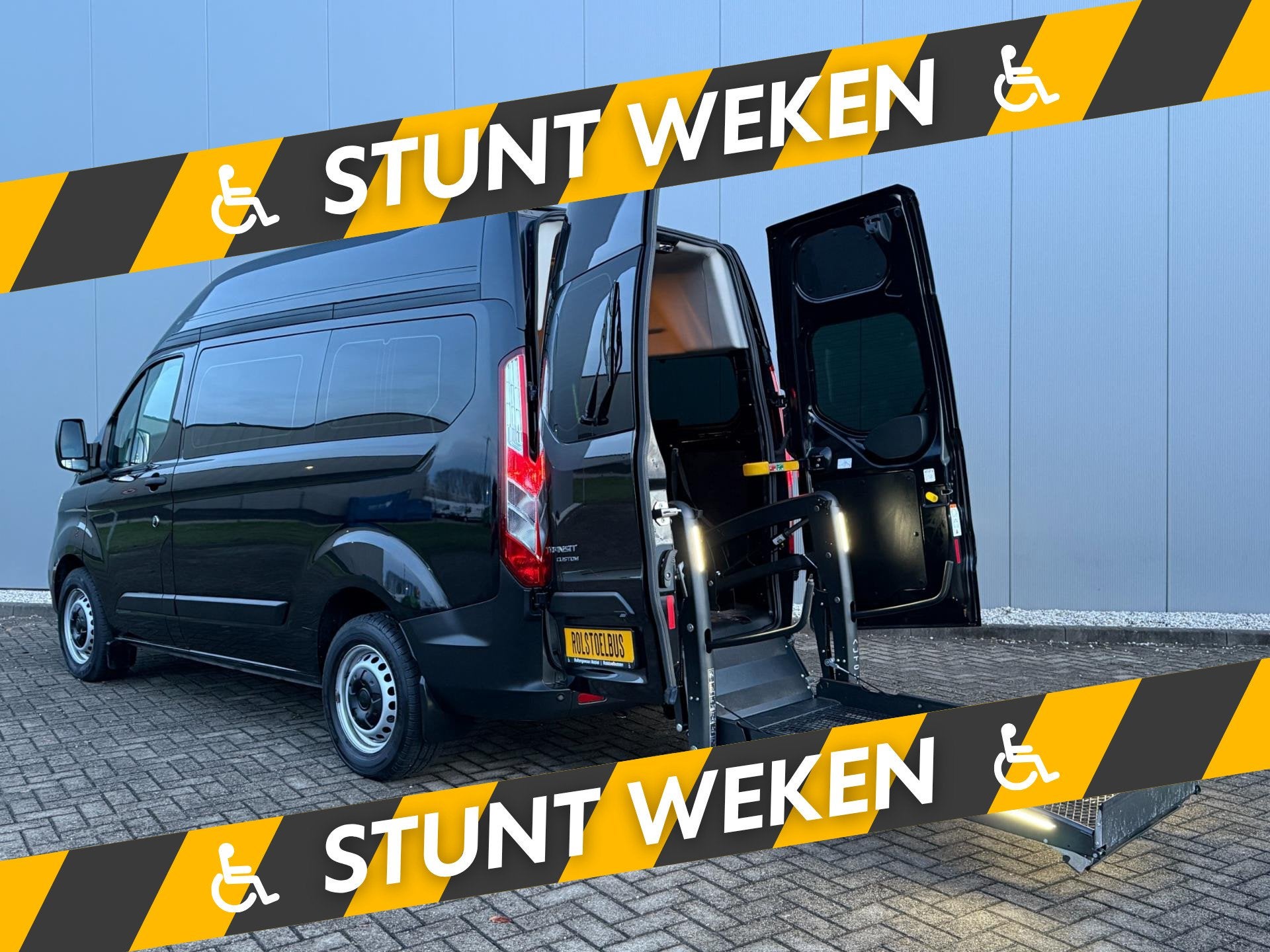 Ford Transit Custom Rolstoelbus (2023) Automaat Rolstoel Voo, Auto's, Bestelauto's, 12 maanden, Stof, 4 cilinders, Zwart